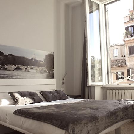 Finestra Su Trastevere - Guest House โรม ภายนอก รูปภาพ